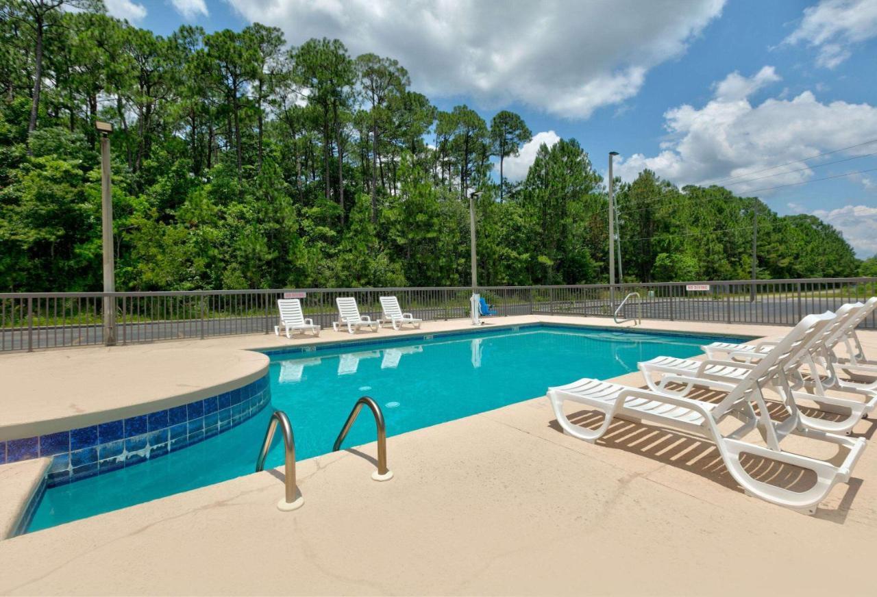 Super 8 By Wyndham Diberville Biloxi Area Экстерьер фото