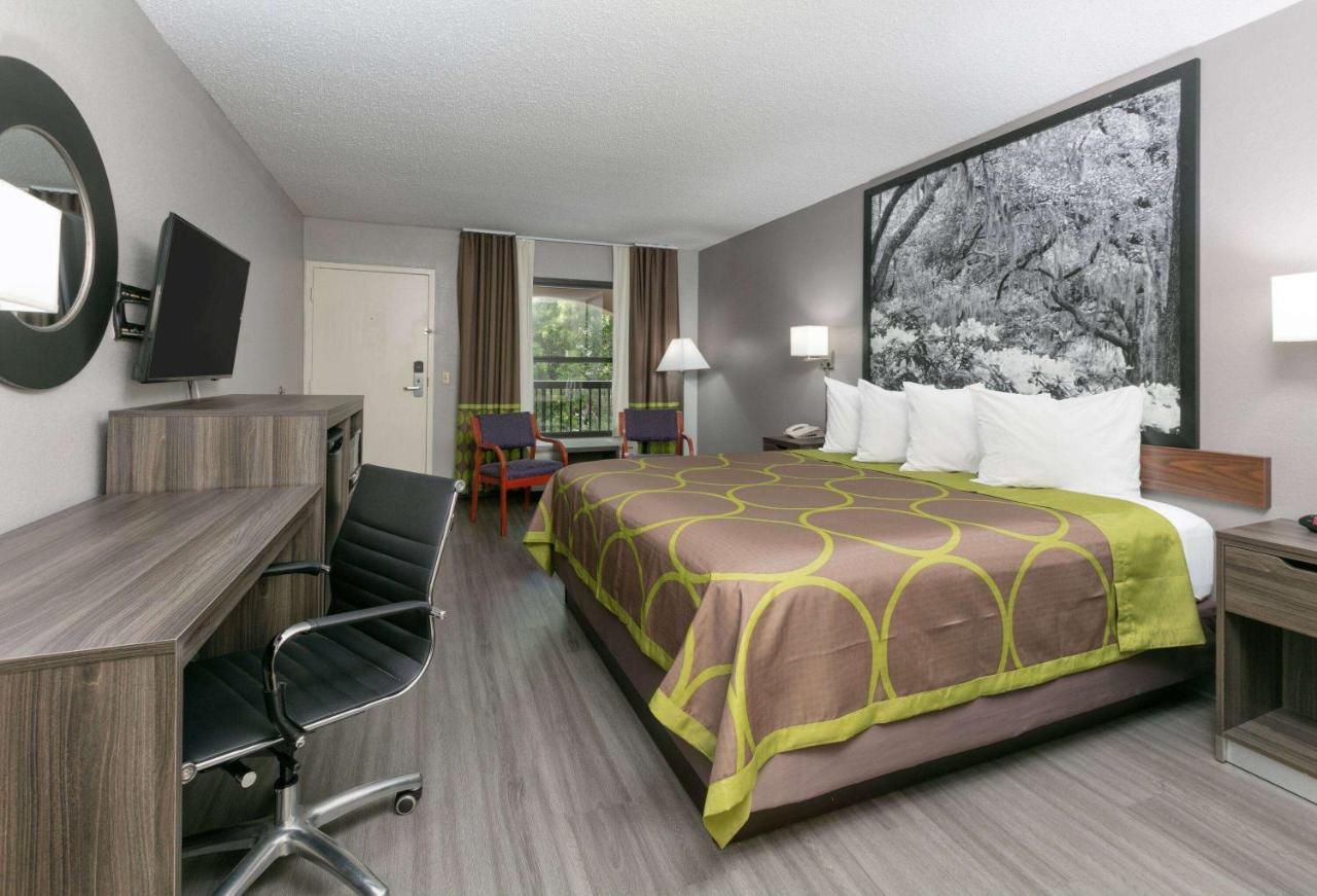Super 8 By Wyndham Diberville Biloxi Area Экстерьер фото