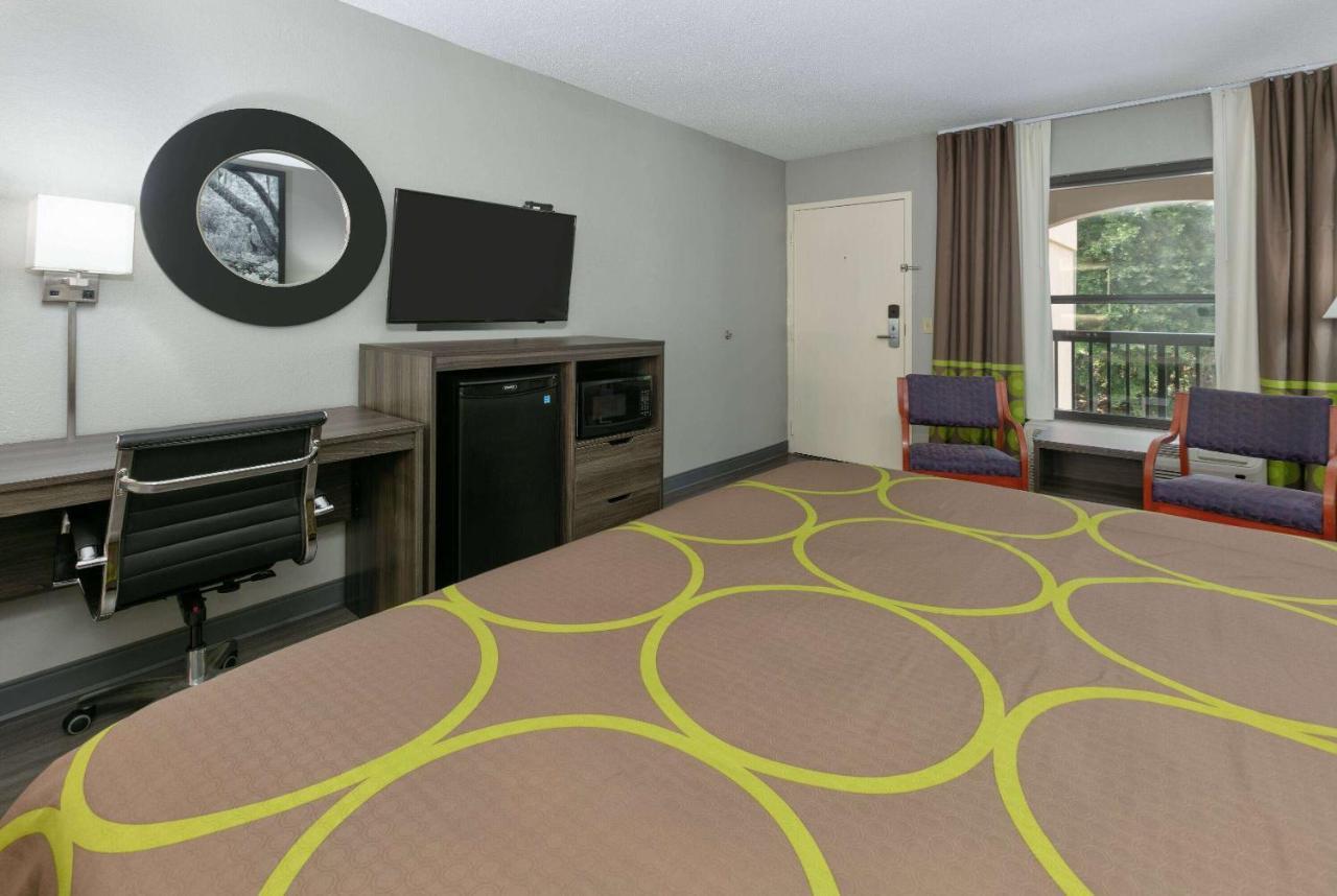 Super 8 By Wyndham Diberville Biloxi Area Экстерьер фото