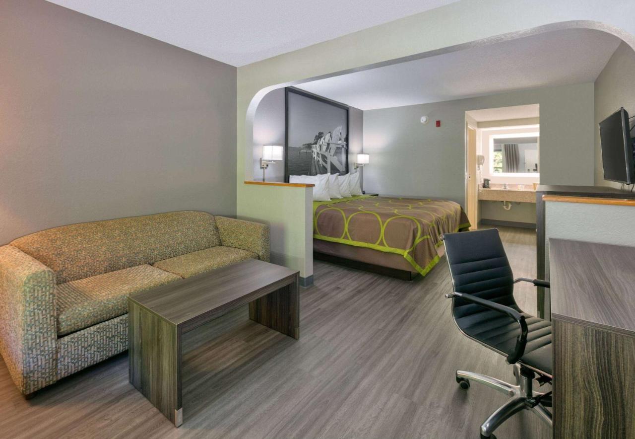 Super 8 By Wyndham Diberville Biloxi Area Экстерьер фото